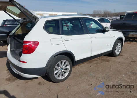 2014 BMW X3 xDrive28I z USA, uszkodzony, nr VIN 5UXWX9C59E0D09153